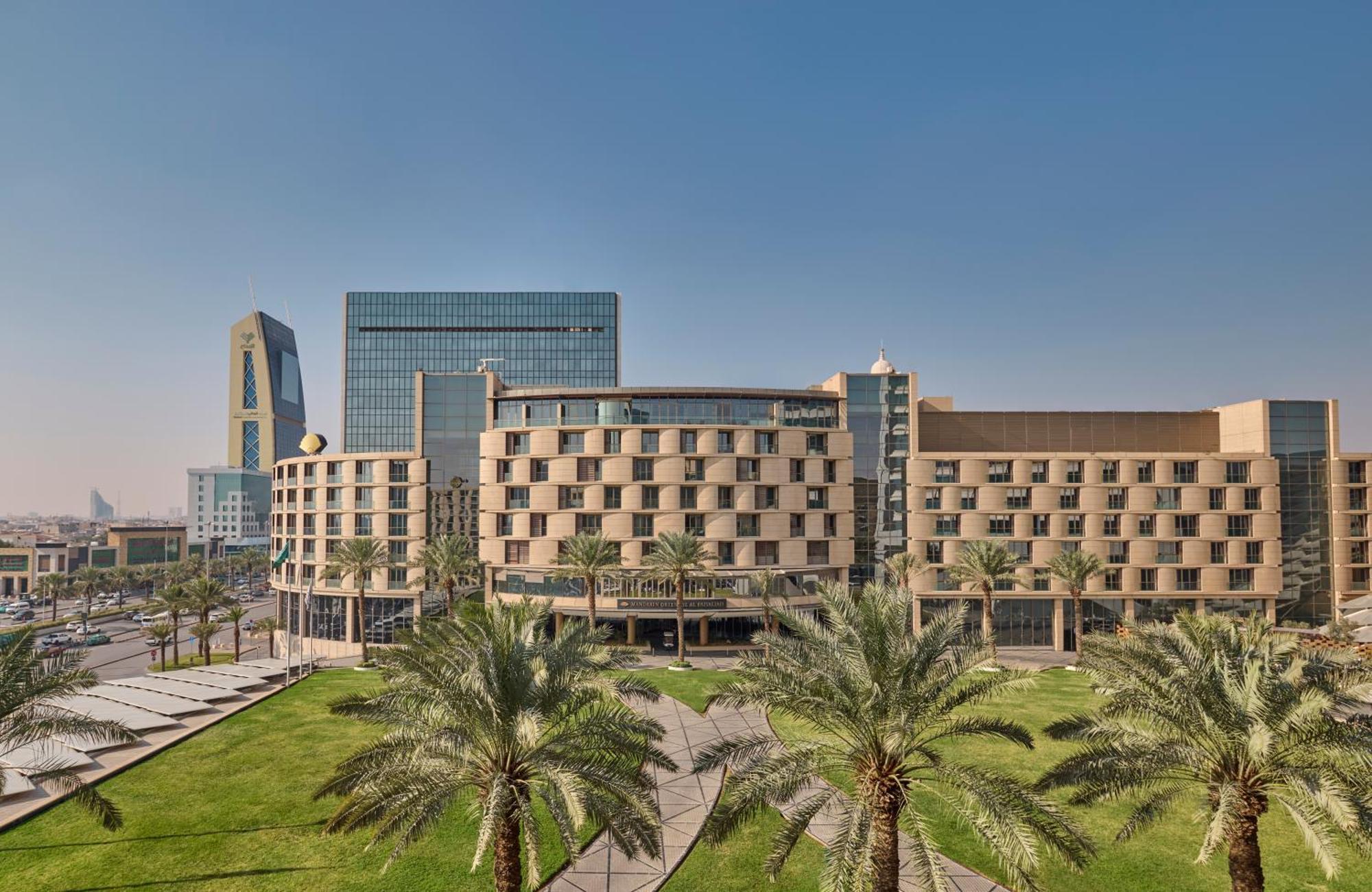 Mandarin Oriental Al Faisaliah, Rijád Exteriér fotografie The Ritz-Carlton, Riyadh